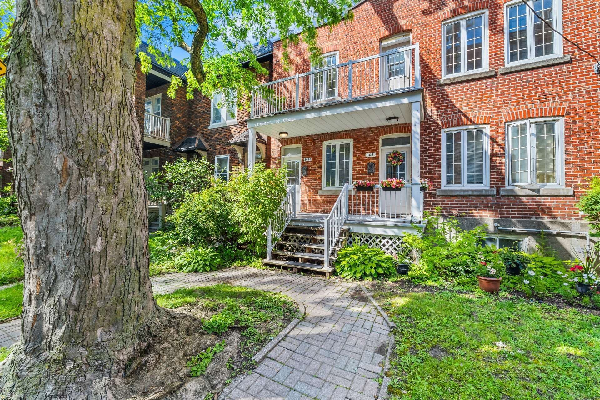 3423 Av. Walkley
