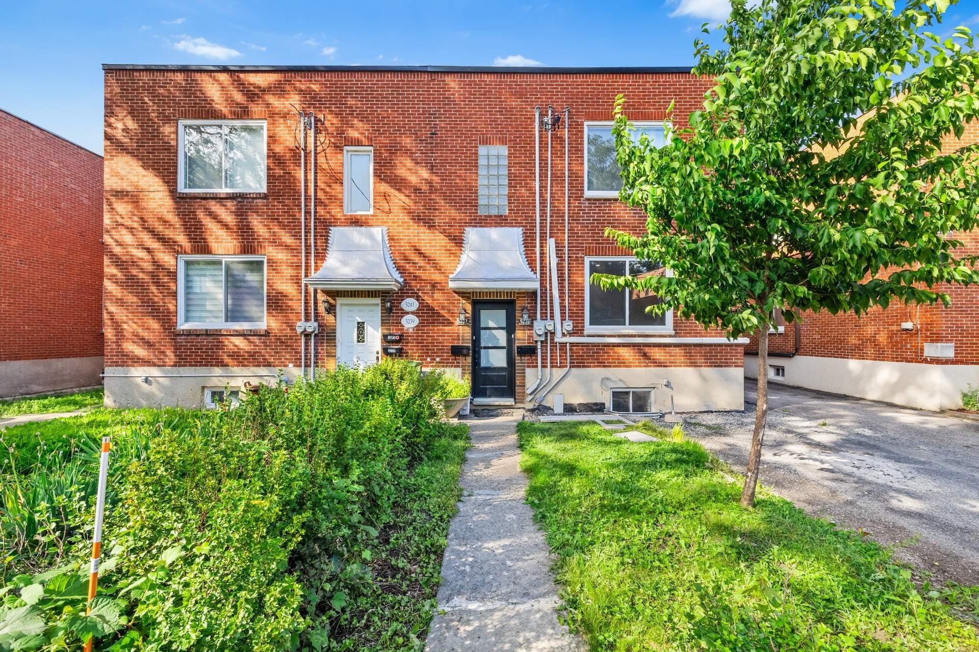 5235 Av. Connaught